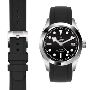 Tudor Black Bay black rubber strap